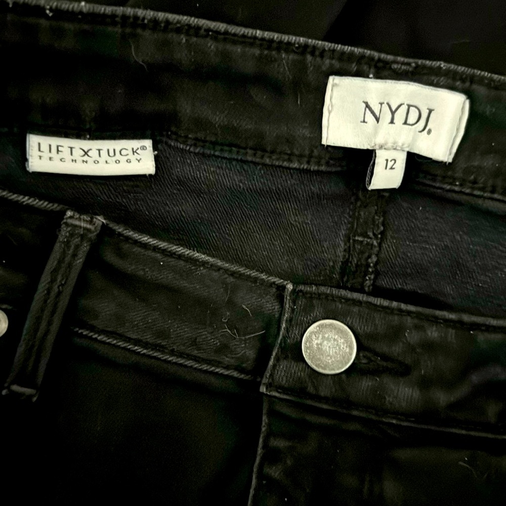 NYDJ Straight Leg Black Jeans size 12 with LIFT X TUCK Technology